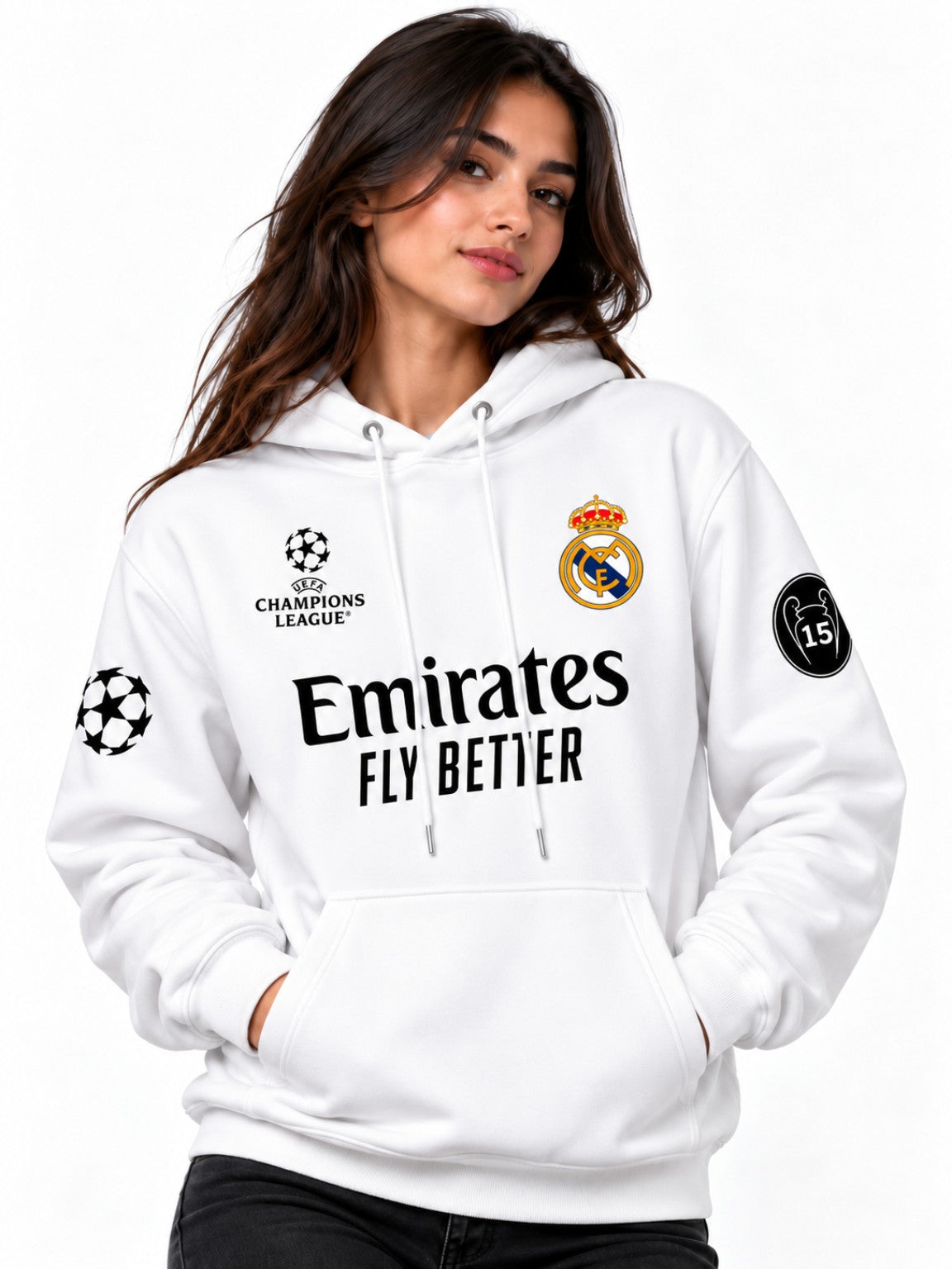 Mujer vistiendo hoodie blanco Real Madrid Champions League